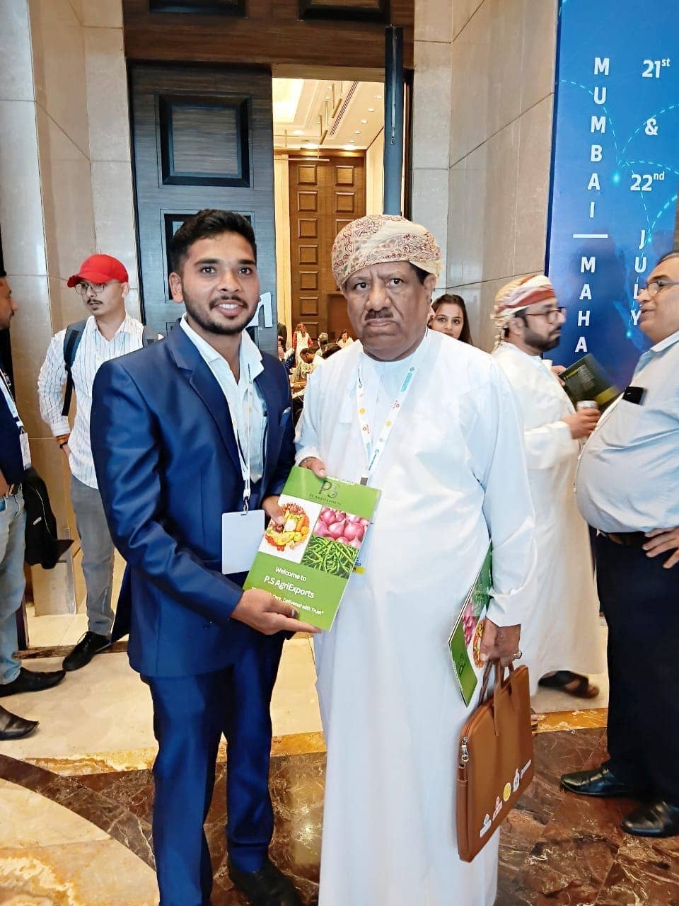 P.S AgriExports team with an international produce buyer — photo 14