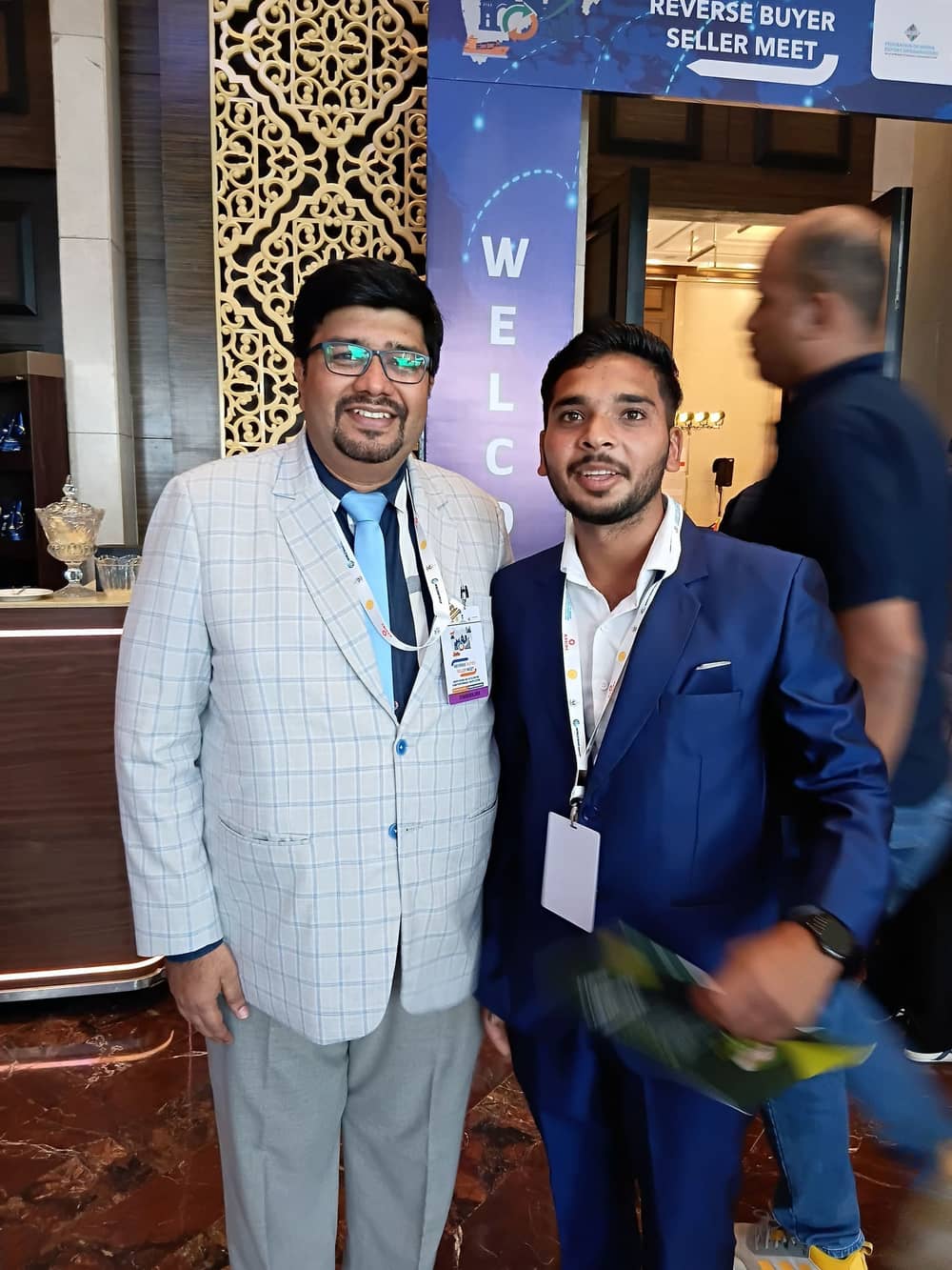 P.S AgriExports team with an international produce buyer — photo 15