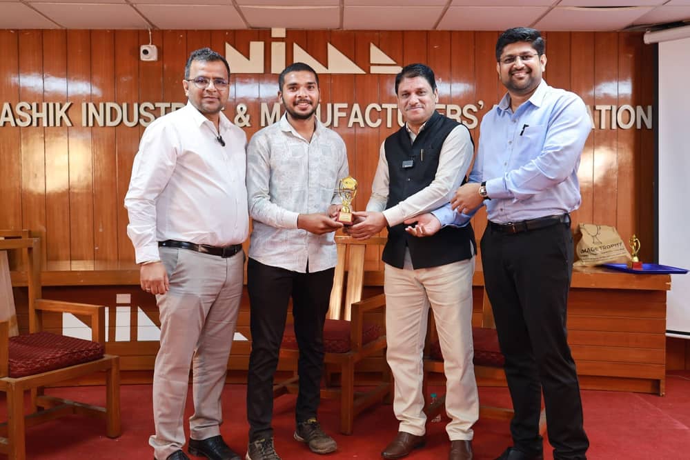 P.S AgriExports team with an international produce buyer — photo 20